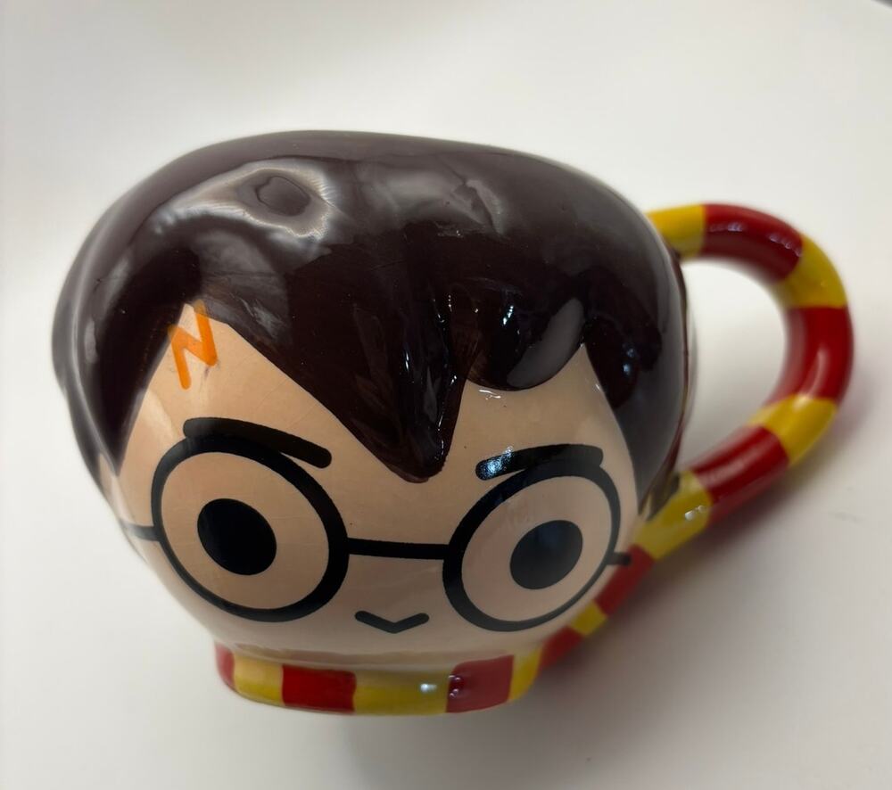 Harry Potter Modern Gourmet Foods 3D Character Mug Gryffindor Scarf Handle